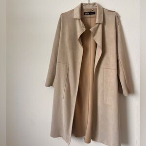Zara Women's Beige Trench Coat- XS